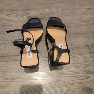 SOLDBlack Steve madden wedges